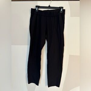 Lululemon Align pants size 6 missing drawstring great condition barely used